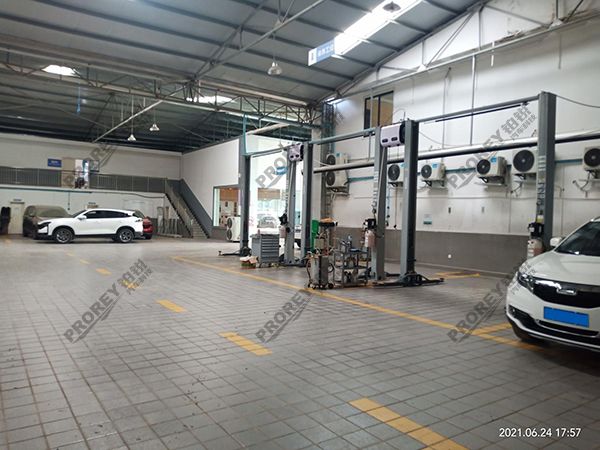 貴州寶能4S店-寶能花溪直營(yíng)店-機(jī)修車間